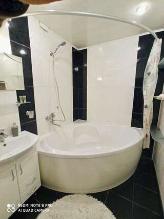 Апартаменты Cozy and comfortable apartment Черкассы Апартаменты с 1 спальней-15