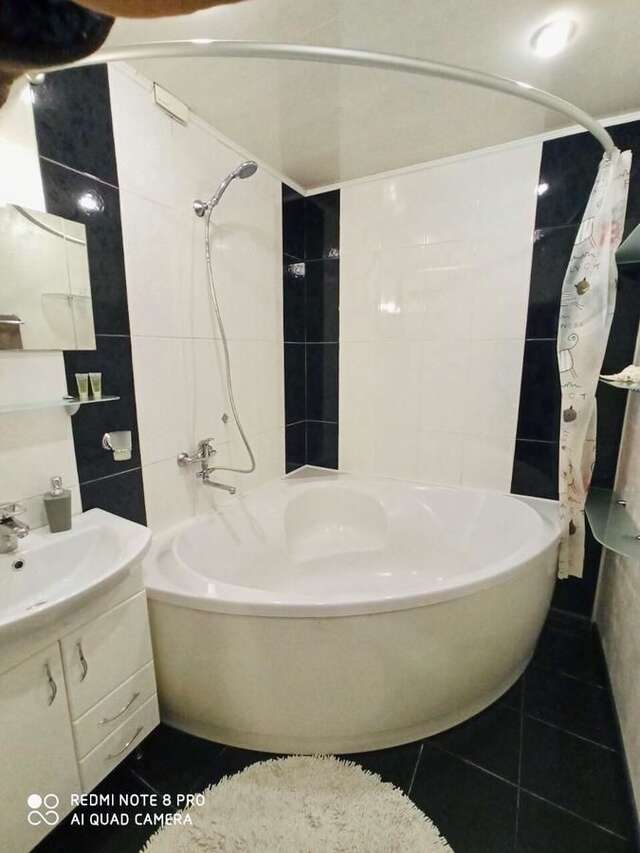 Апартаменты Cozy and comfortable apartment Черкассы-17